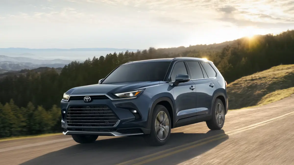2025 Grand Highlander Hybrid Exterior