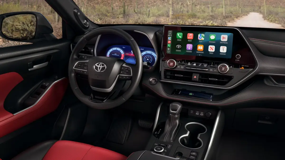 2025 Toyota Highlander Hybrid Interior