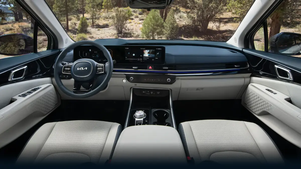 2025 Kia Carnival hybrid interior