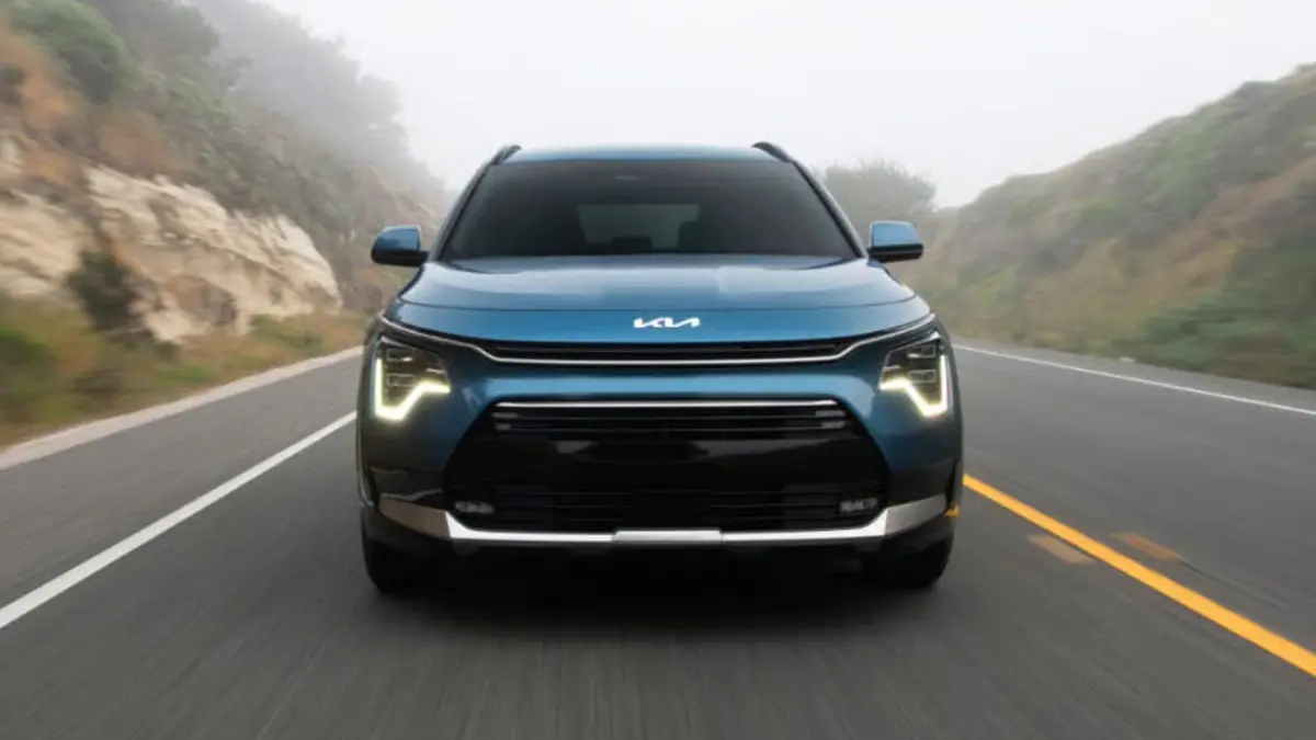 2025 Kia niro plug-in hybrid exterior