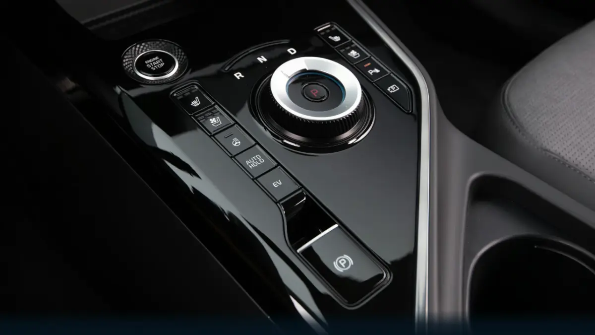 2025 Kia niro plug-in hybrid interior