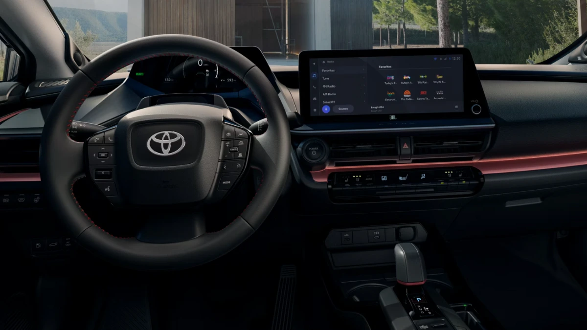 2025 Toyota Prius Plug-in interior