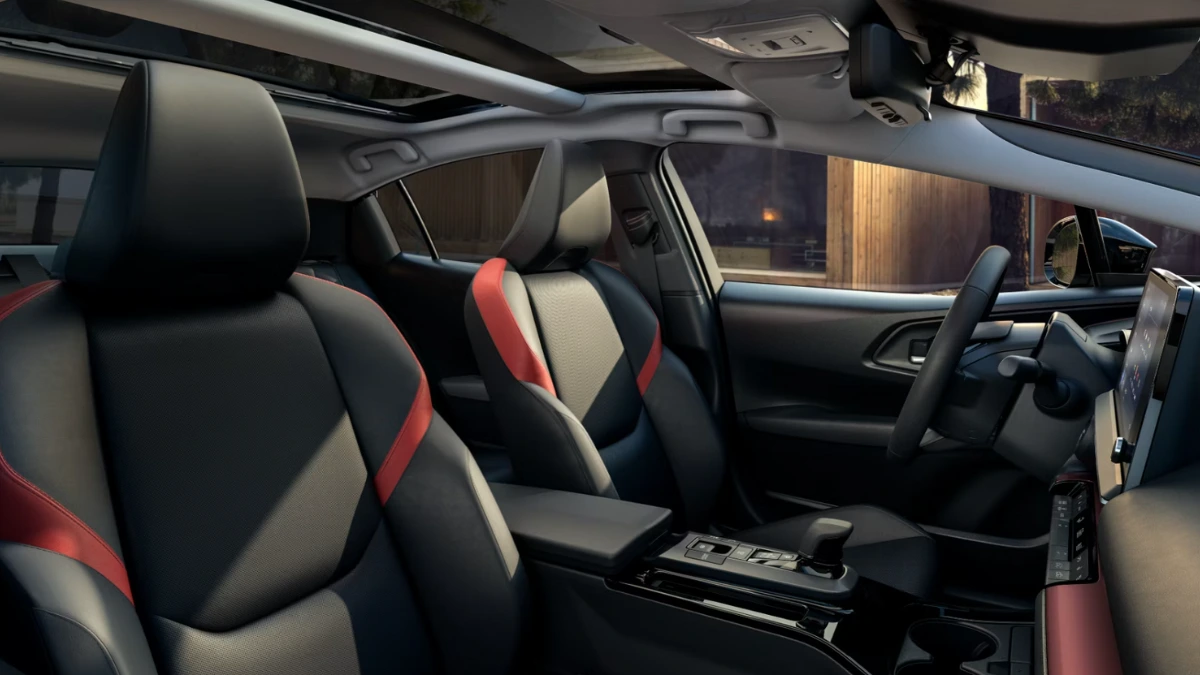 2025 Toyota Prius Plug-in interior