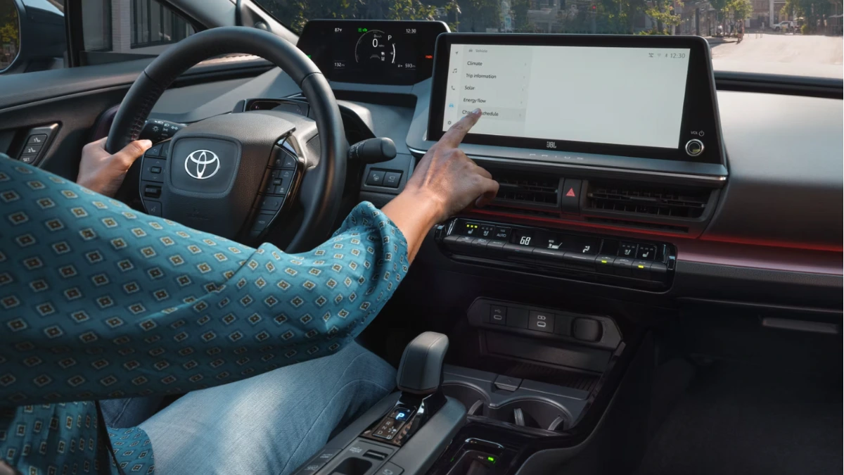 2025 Toyota Prius Plug-in interior