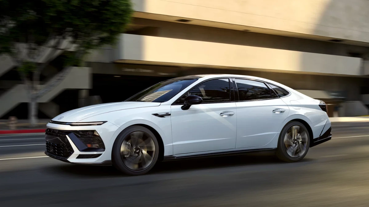 2025 Hyundai Sonata Hybrid Exterior