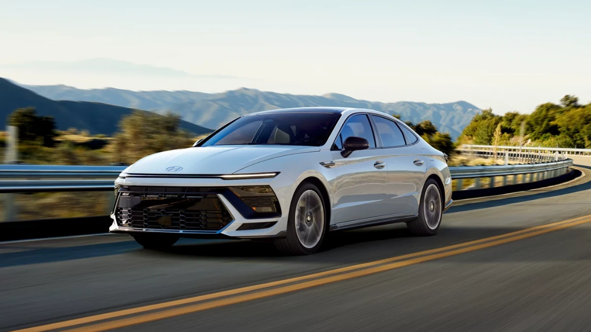 2025 Hyundai Sonata Hybrid Exterior