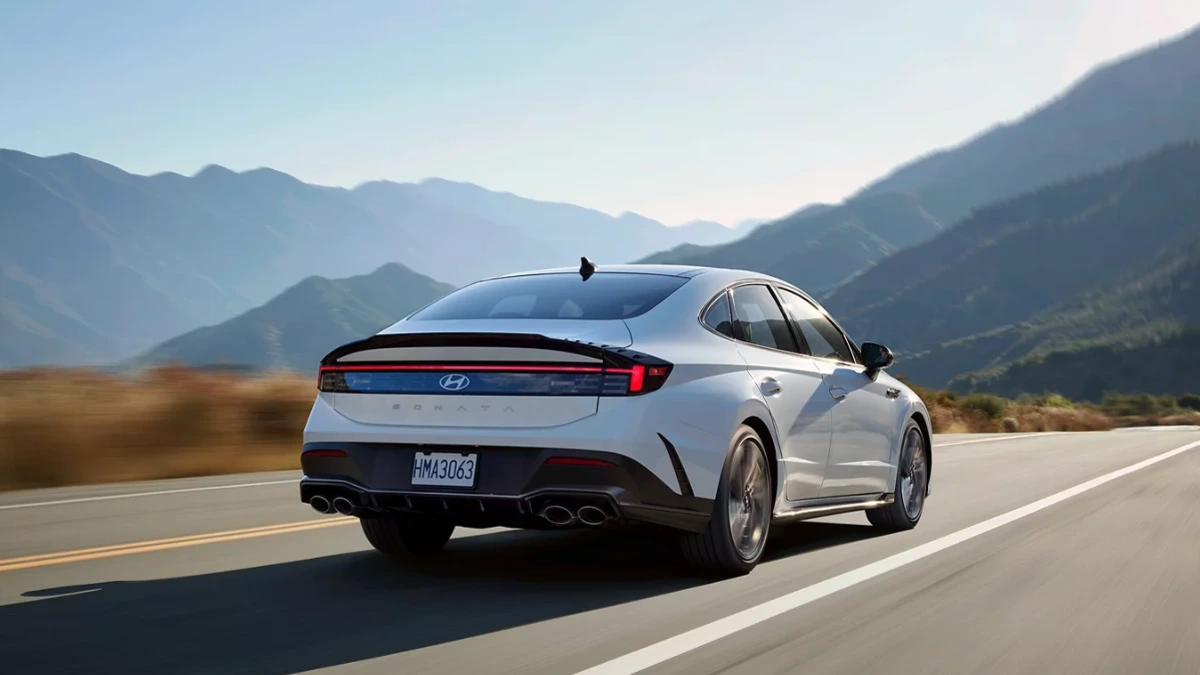 2025 Hyundai Sonata Hybrid Exterior
