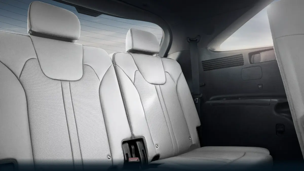2025 Kia Sorento Plug-in Hybrid interior