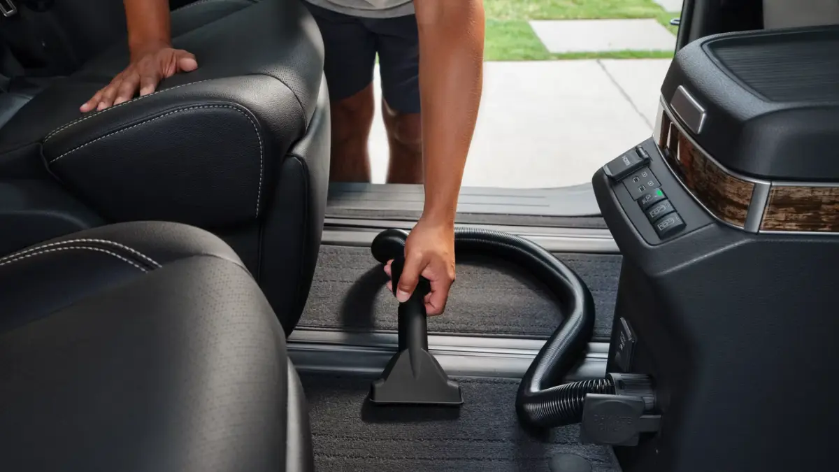 2025 Toyota Sienna interior