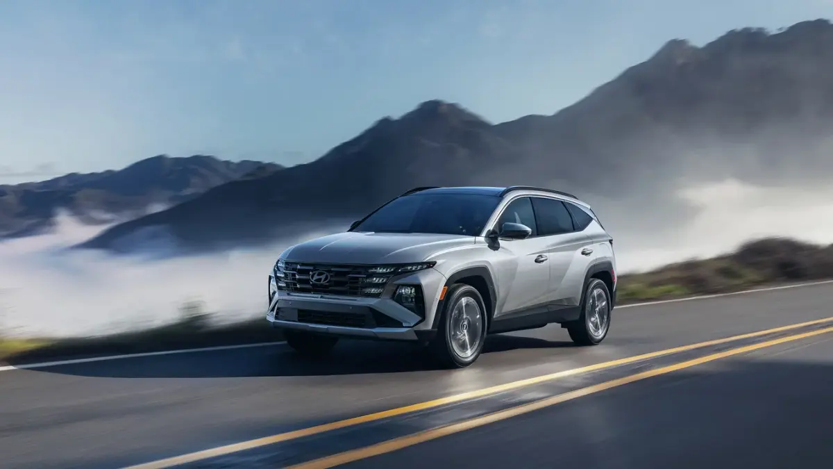 2025 Hyundai Tucson Hybrid Exterior